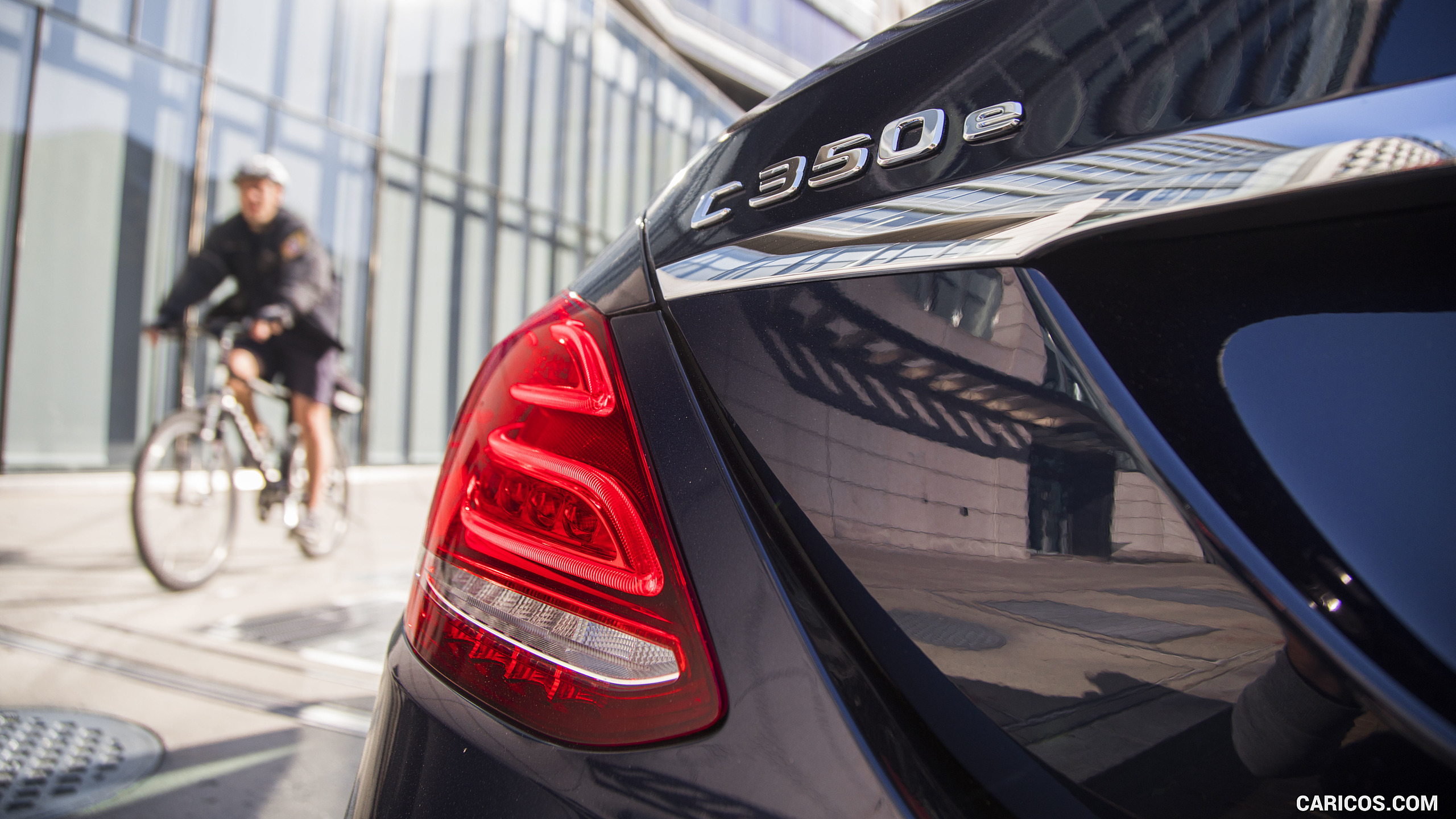 2018 Mercedes-Benz C350e Plug-in-Hybrid (US-Spec) - Tail Light, #27 of 29