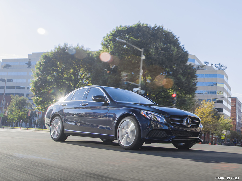 2018 Mercedes-Benz C350e Plug-in-Hybrid (US-Spec) - Front Three-Quarter