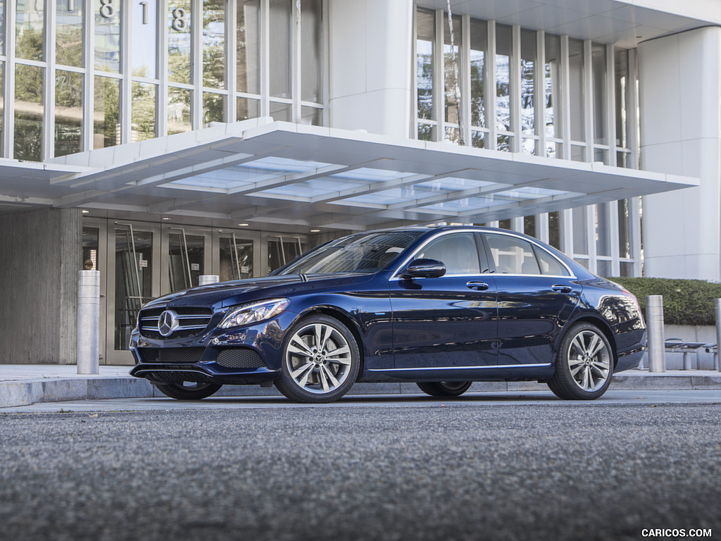 2018 Mercedes-Benz C350e Plug-in-Hybrid (US-Spec) - Front Three-Quarter