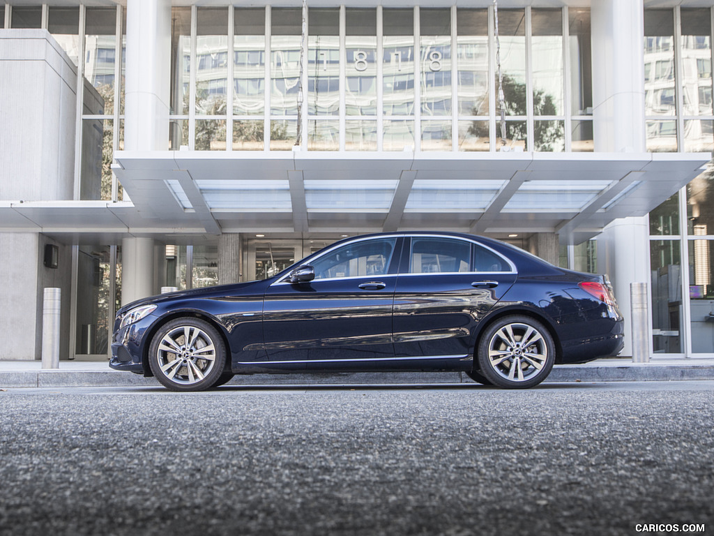 2018 Mercedes-Benz C350e Plug-in-Hybrid (US-Spec) - Side