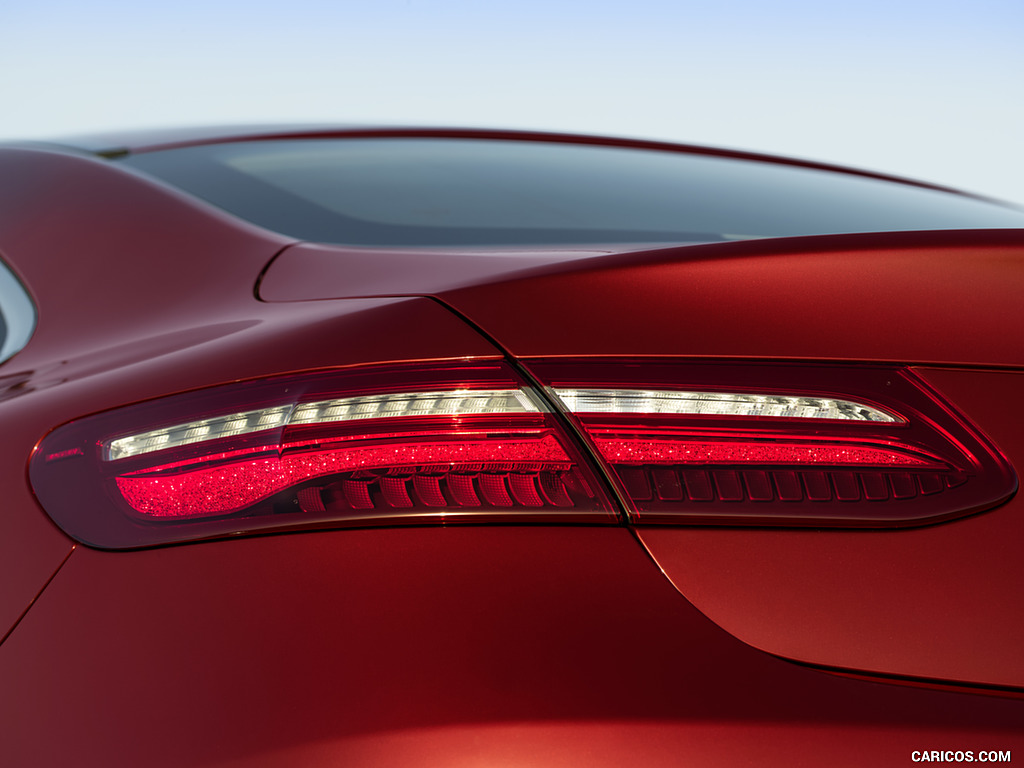 2018 Mercedes-Benz E-Class Coupe (Color: Designo Hyacinth Red Metallic Avantgarde) - Tail Light