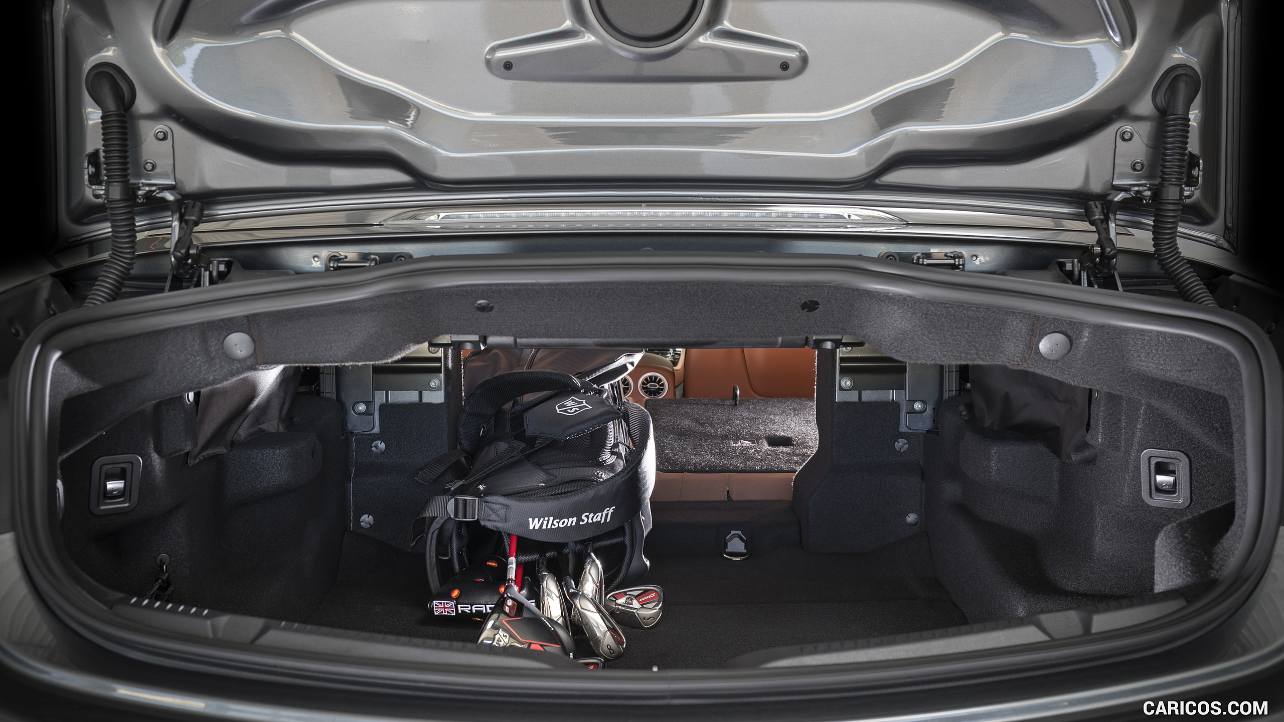 2018 Mercedes-Benz E-Class E220d Cabrio - Trunk, #157 of 158