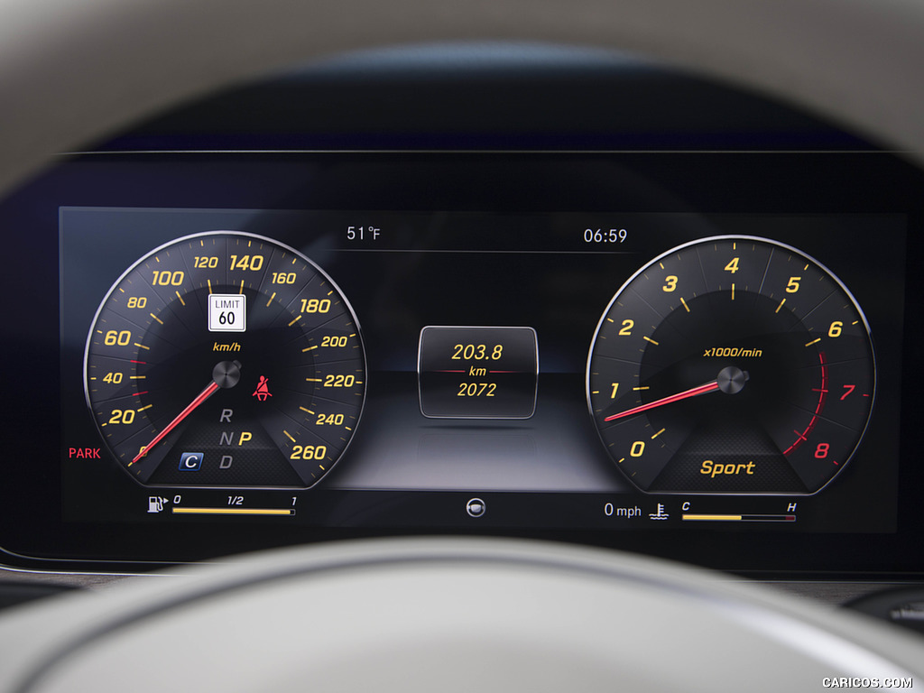 2018 Mercedes-Benz E-Class E400 4MATIC Coupe (US-Spec) - Digital Instrument Cluster