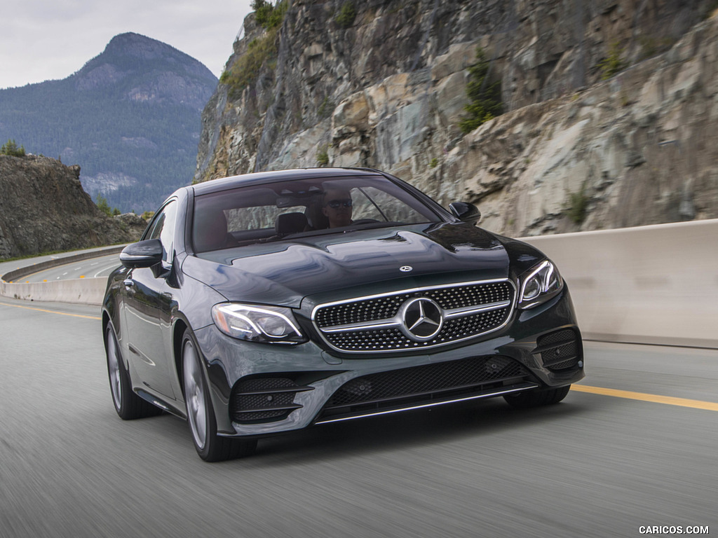 2018 Mercedes-Benz E-Class E400 4MATIC Coupe (US-Spec) - Front