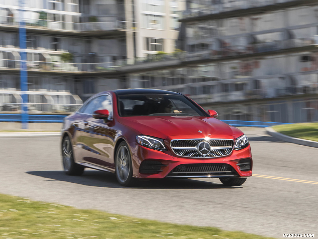 2018 Mercedes-Benz E-Class E400 4MATIC Coupe (US-Spec) - Front Three-Quarter