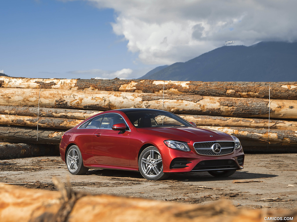 2018 Mercedes-Benz E-Class E400 4MATIC Coupe (US-Spec) - Front Three-Quarter