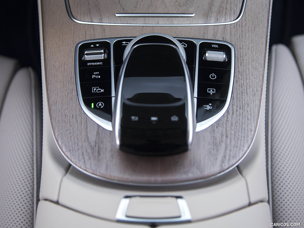 2018 Mercedes-Benz E-Class E400 4MATIC Coupe (US-Spec) - Interior, Detail