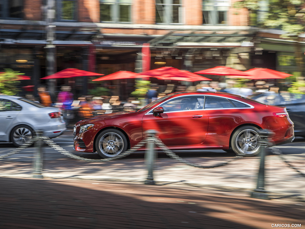 2018 Mercedes-Benz E-Class E400 4MATIC Coupe (US-Spec) - Side