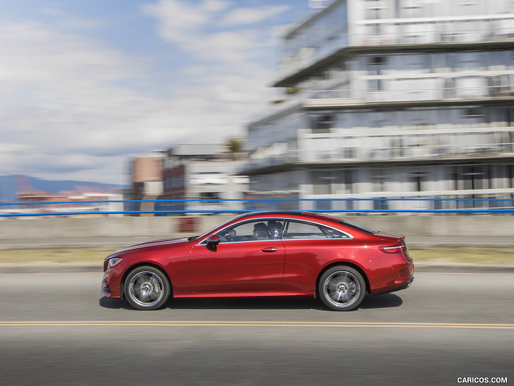 2018 Mercedes-Benz E-Class E400 4MATIC Coupe (US-Spec) - Side