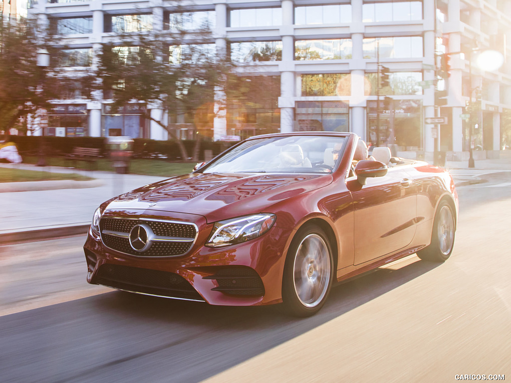 2018 Mercedes-Benz E-Class E400 Cabrio (US-Spec) - Front Three-Quarter