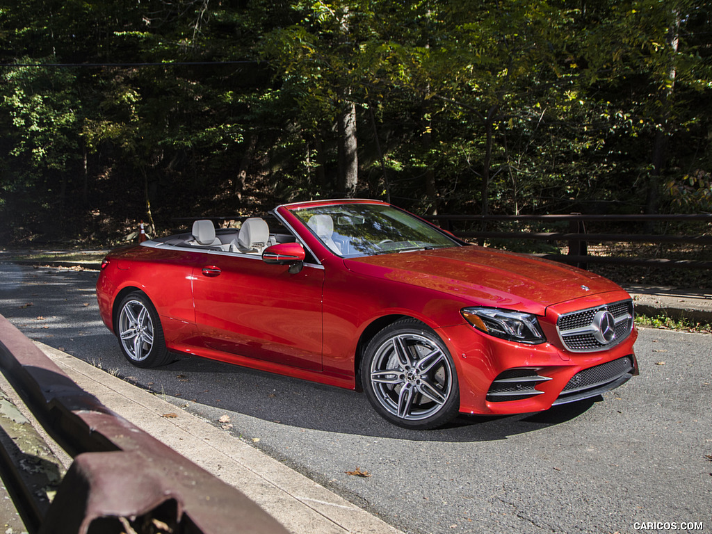 2018 Mercedes-Benz E-Class E400 Cabrio (US-Spec) - Front Three-Quarter