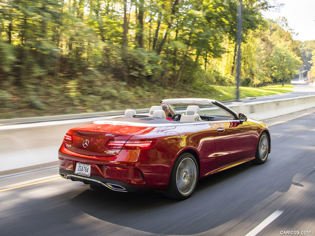 2018 Mercedes-Benz E-Class E400 Cabrio (US-Spec) - Rear Three-Quarter