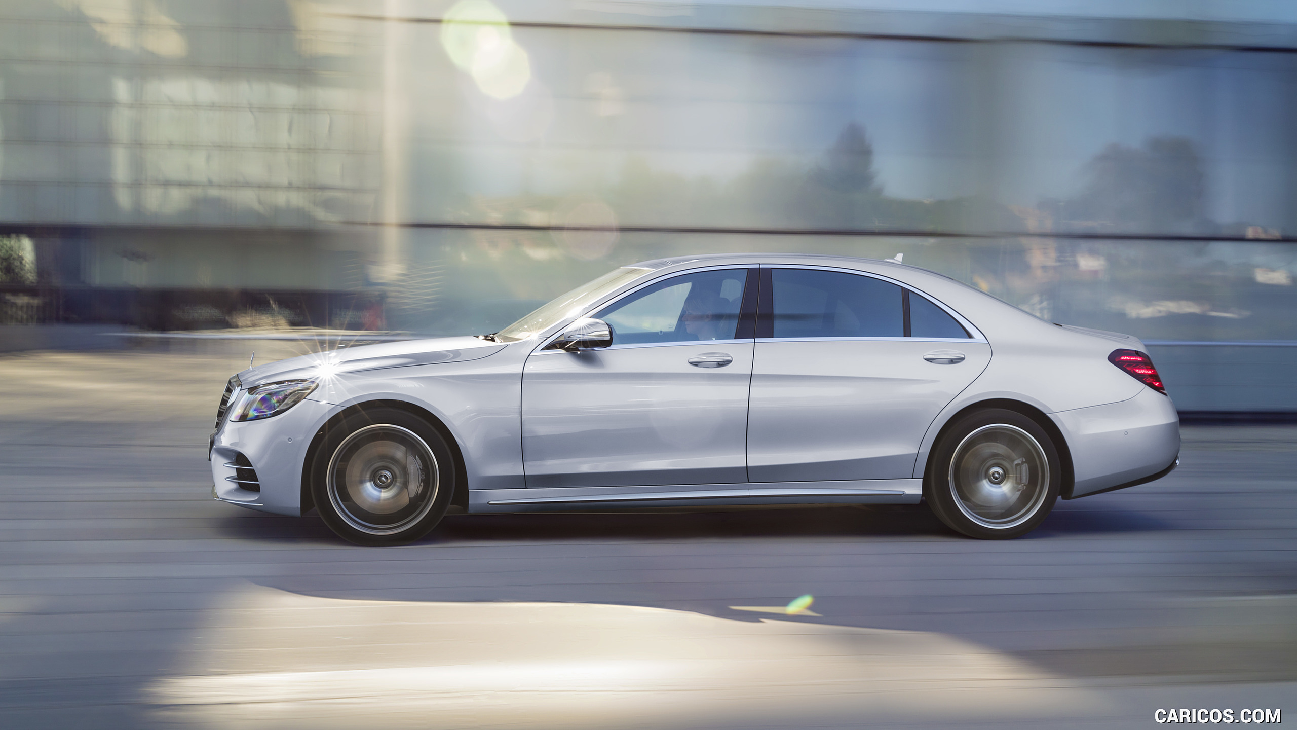 2018 Mercedes-Benz S-Class AMG Line LWB (Color: Diamond Silver), #3 of 156