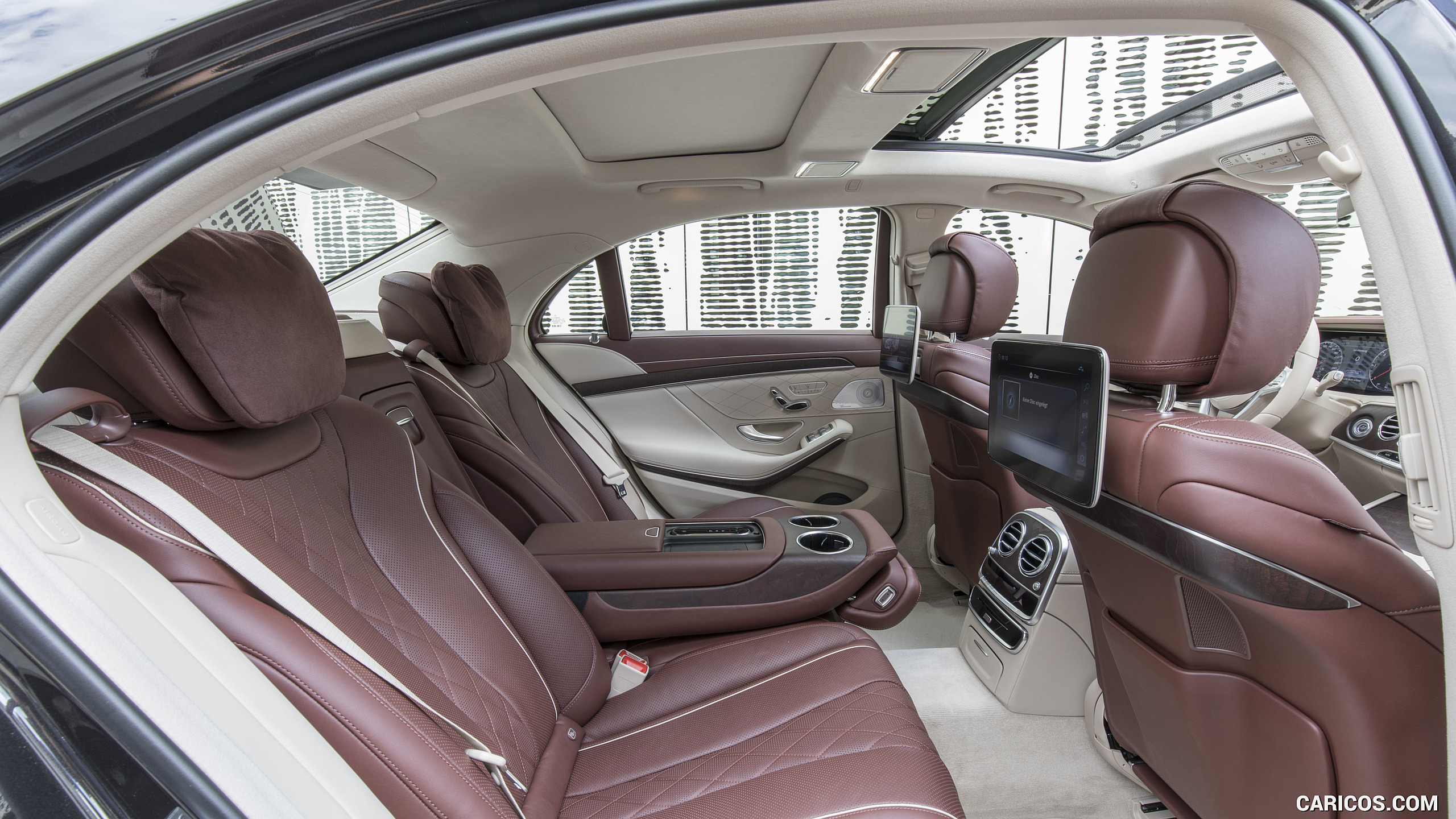 2018 Mercedes-Benz S-Class S 400 d 4MATIC (Color: designo Mocha Black Metallic) - Interior, Rear Seats, #64 of 156