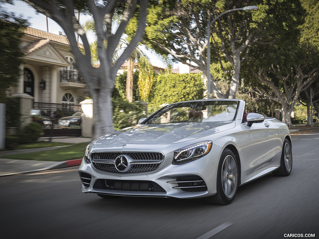 2018 Mercedes-Benz S560 S-Class Cabriolet (US-Spec) - Front