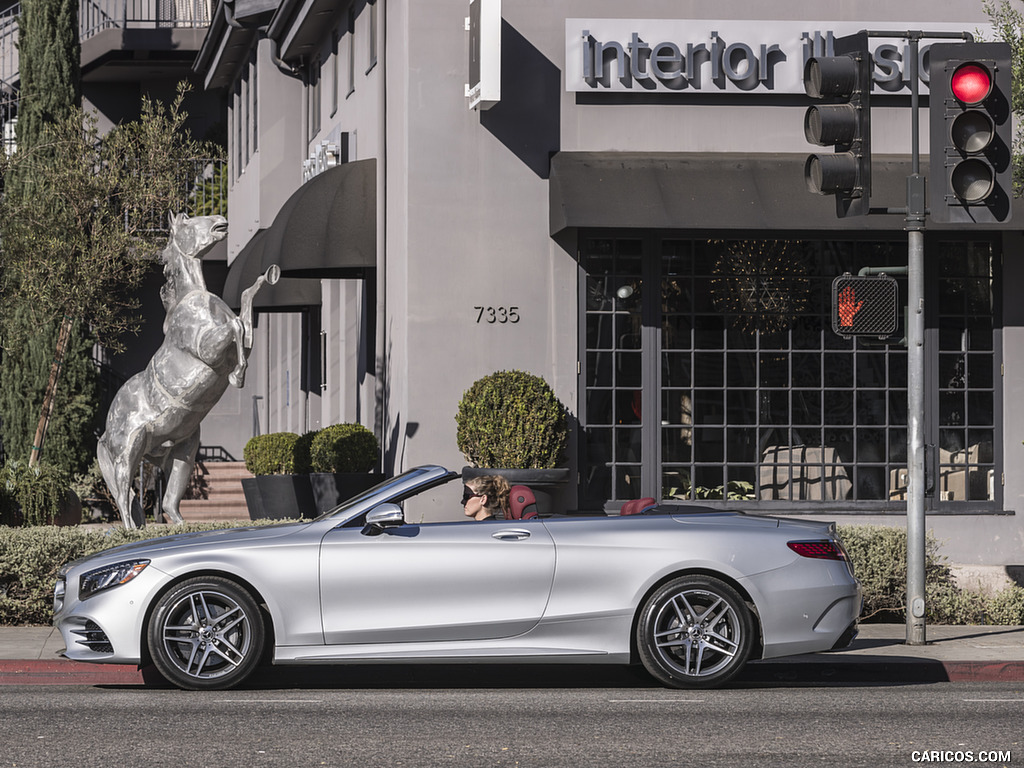 2018 Mercedes-Benz S560 S-Class Cabriolet (US-Spec) - Side