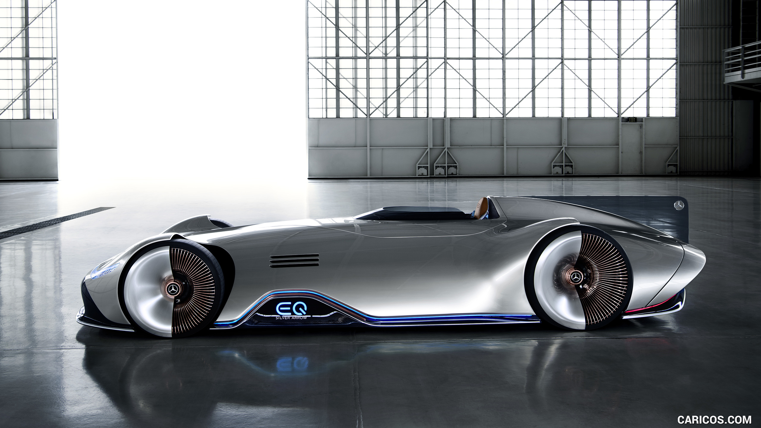 2018 Mercedes-Benz Vision EQ Silver Arrow Concept - Side, #7 of 50