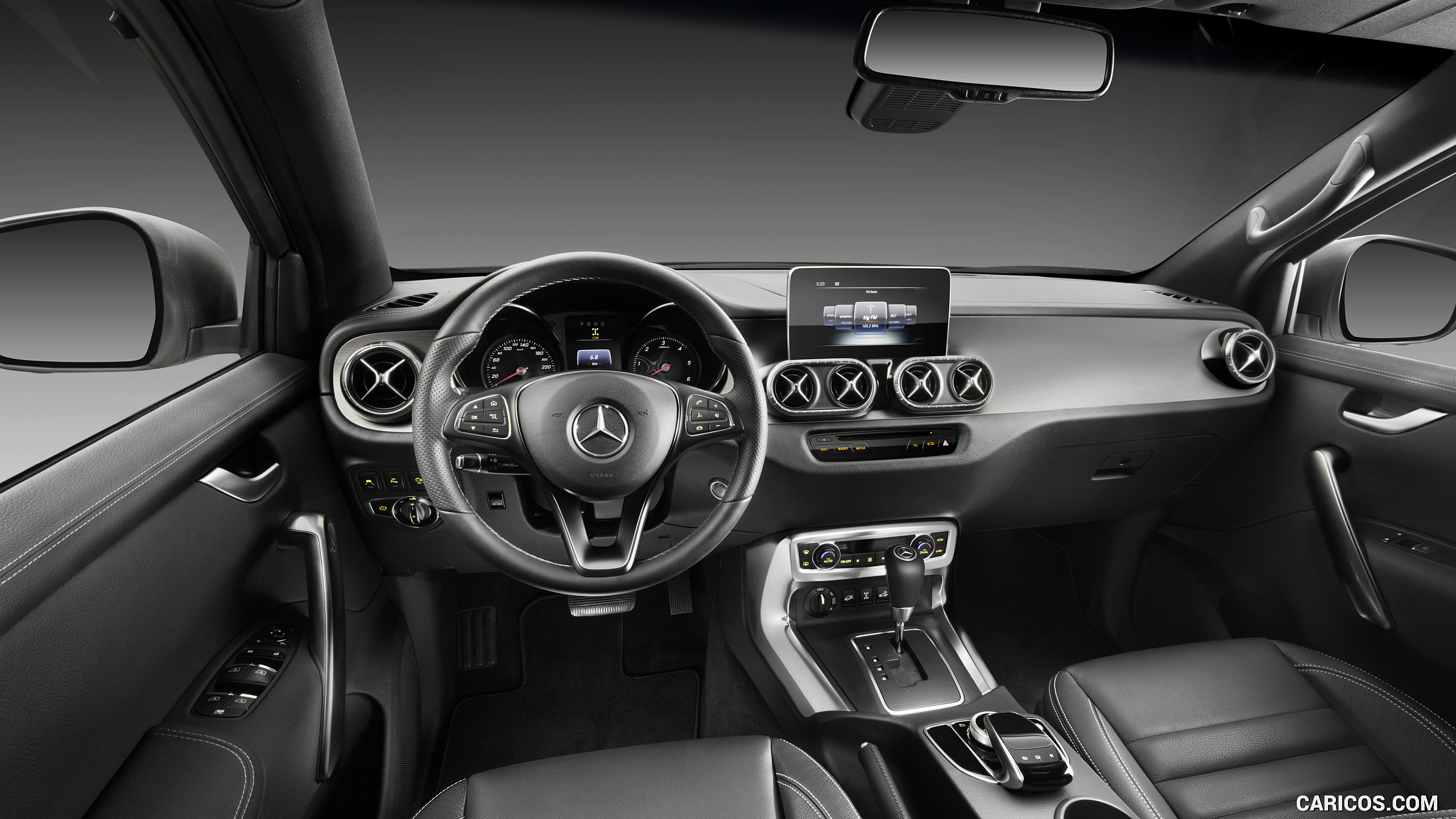 2018 Mercedes-Benz X-Class Pickup Line POWER (Color: Bering White Metallic) - Interior, #47 of 99