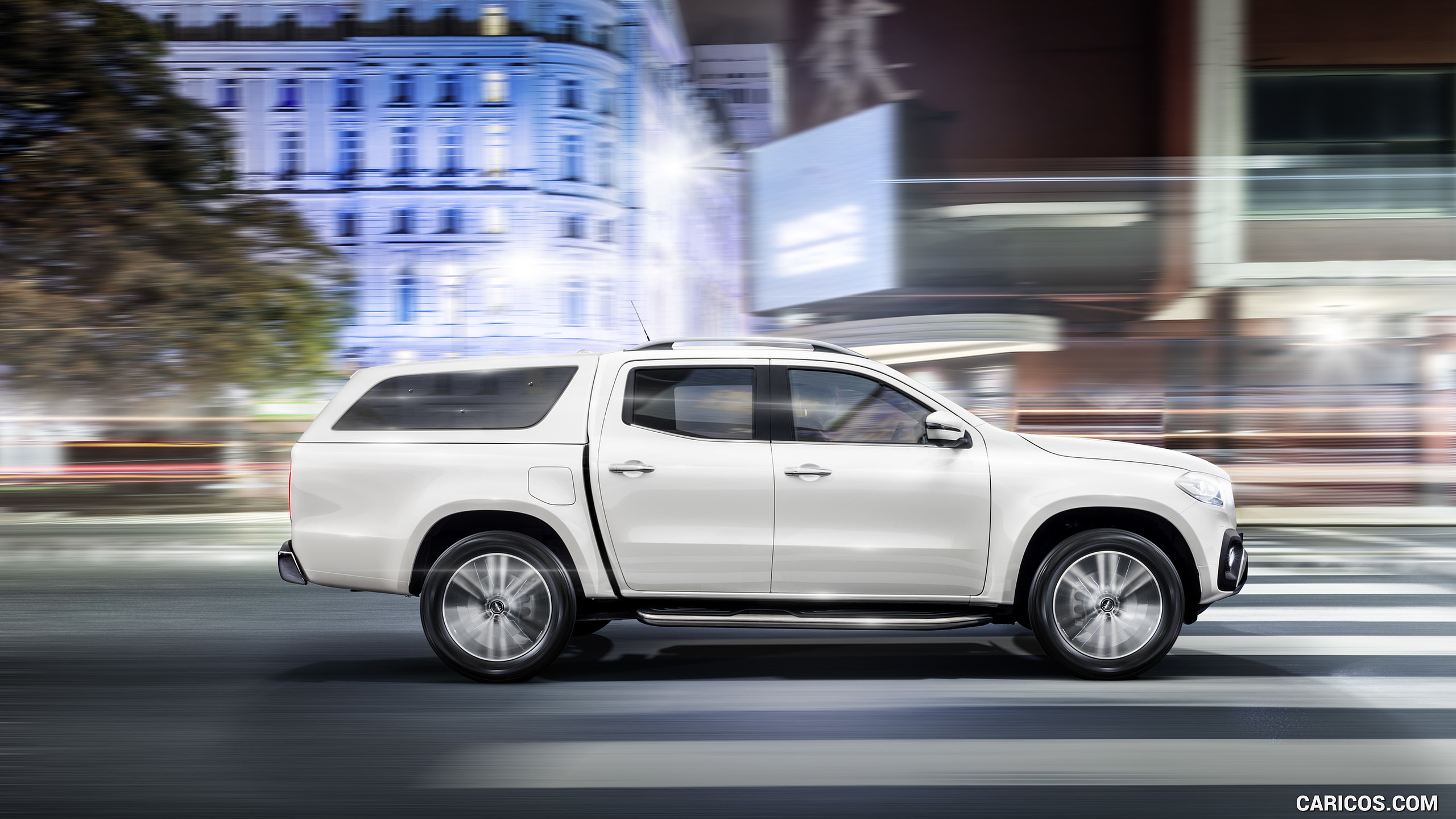 2018 Mercedes-Benz X-Class Pickup Line POWER (Color: Bering White Metallic) - Side, #28 of 99