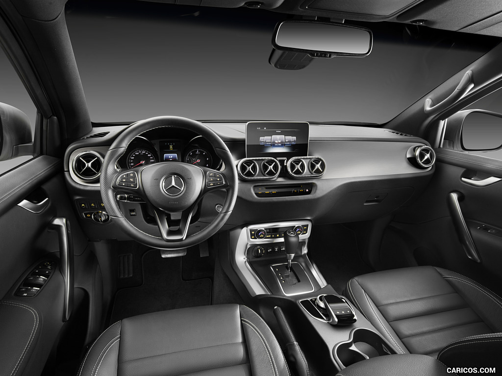 2018 Mercedes-Benz X-Class Pickup Line POWER (Color: Bering White Metallic) - Interior