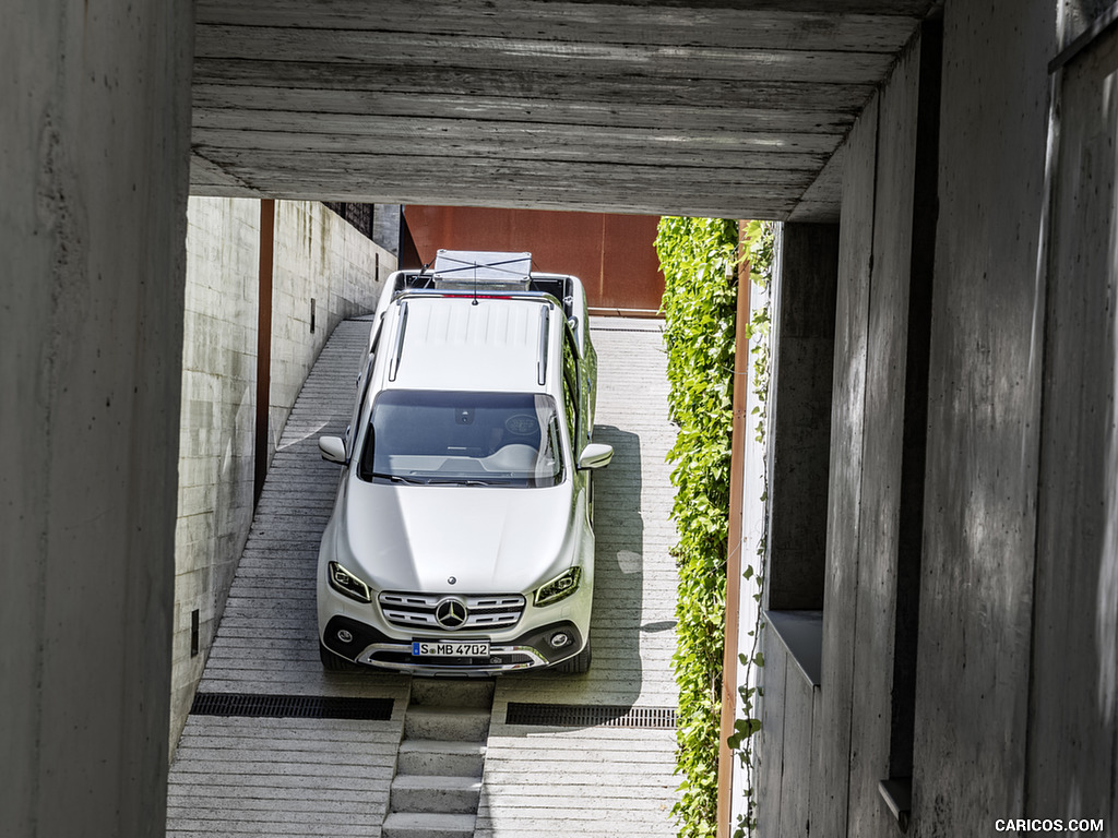 2018 Mercedes-Benz X-Class Pickup Line POWER (Color: Bering White Metallic) - Top