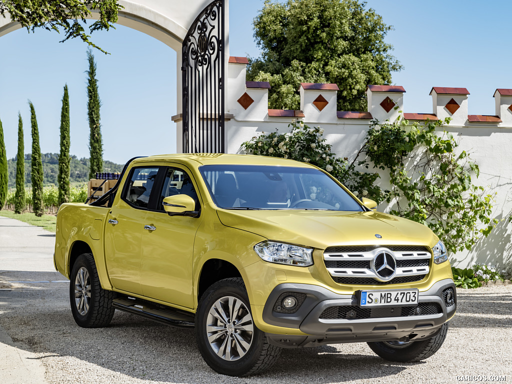 2018 Mercedes-Benz X-Class Pickup Line PROGRESSIVE (Color: Limonite Yellow Metallic) - Front Three-Quarter