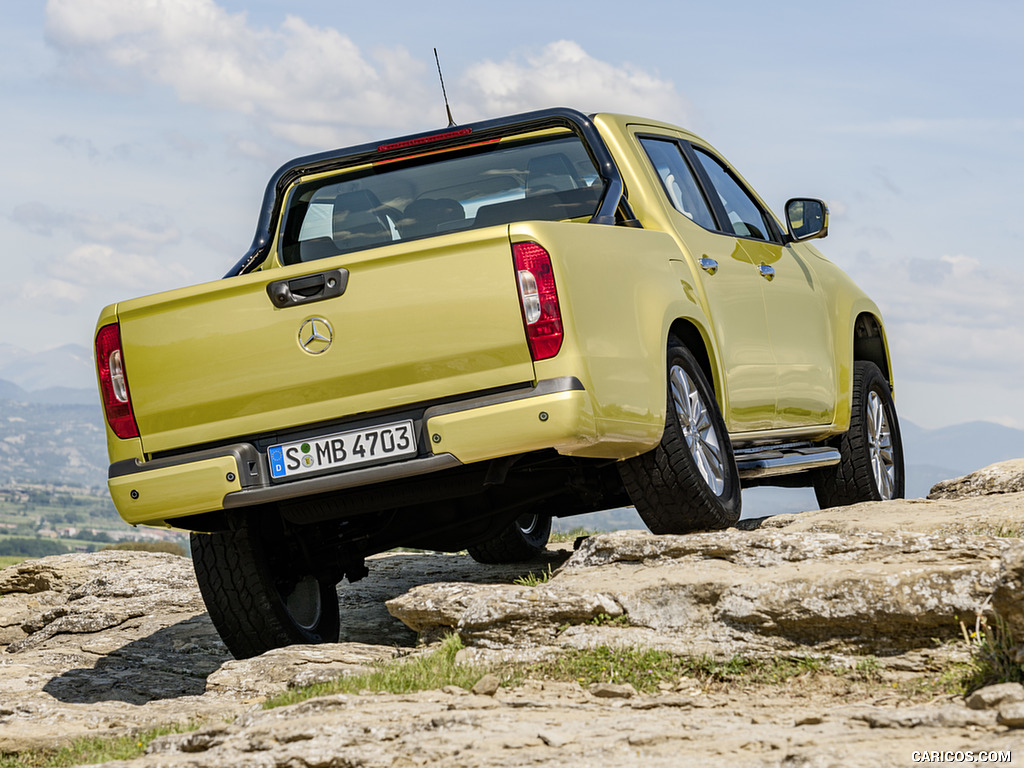 2018 Mercedes-Benz X-Class Pickup Line PROGRESSIVE (Color: Limonite Yellow Metallic) - Off-Road