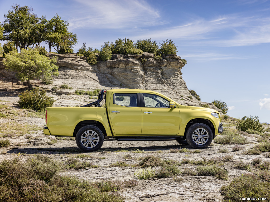 2018 Mercedes-Benz X-Class Pickup Line PROGRESSIVE (Color: Limonite Yellow Metallic) - Side