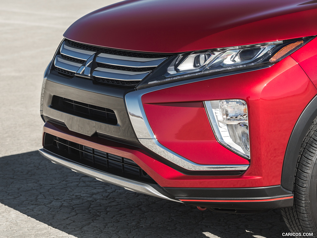 2018 Mitsubishi Eclipse Cross - Headlight