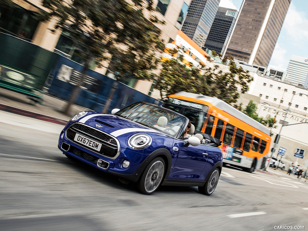 2019 MINI Cabrio - Front