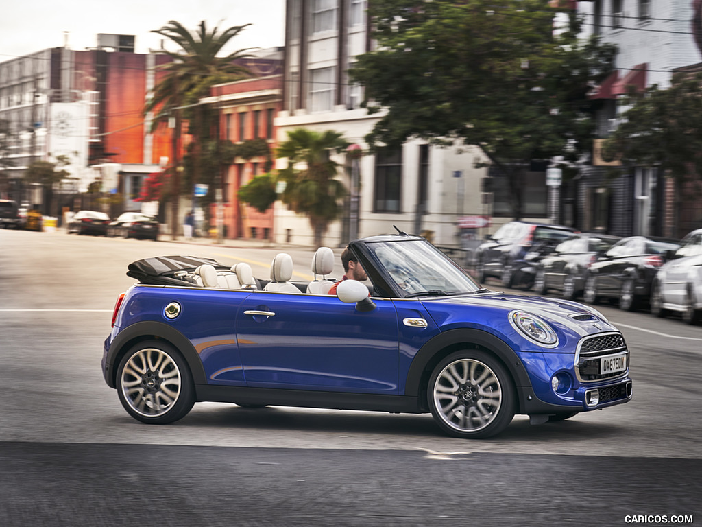 2019 MINI Cabrio - Side