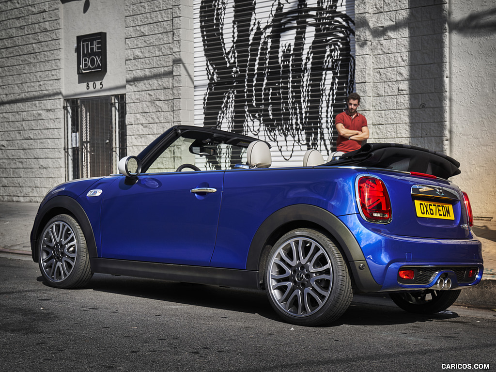 2019 MINI Cabrio - Side