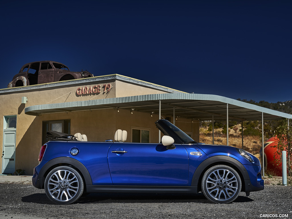 2019 MINI Cabrio - Side