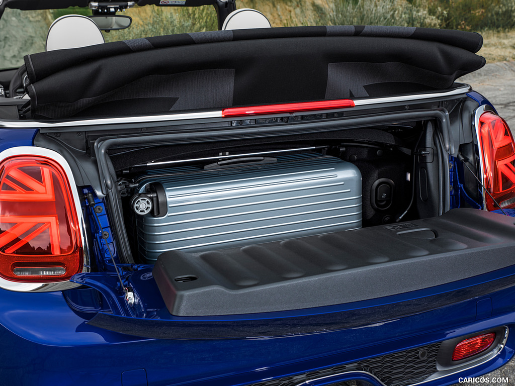 2019 MINI Cabrio - Trunk