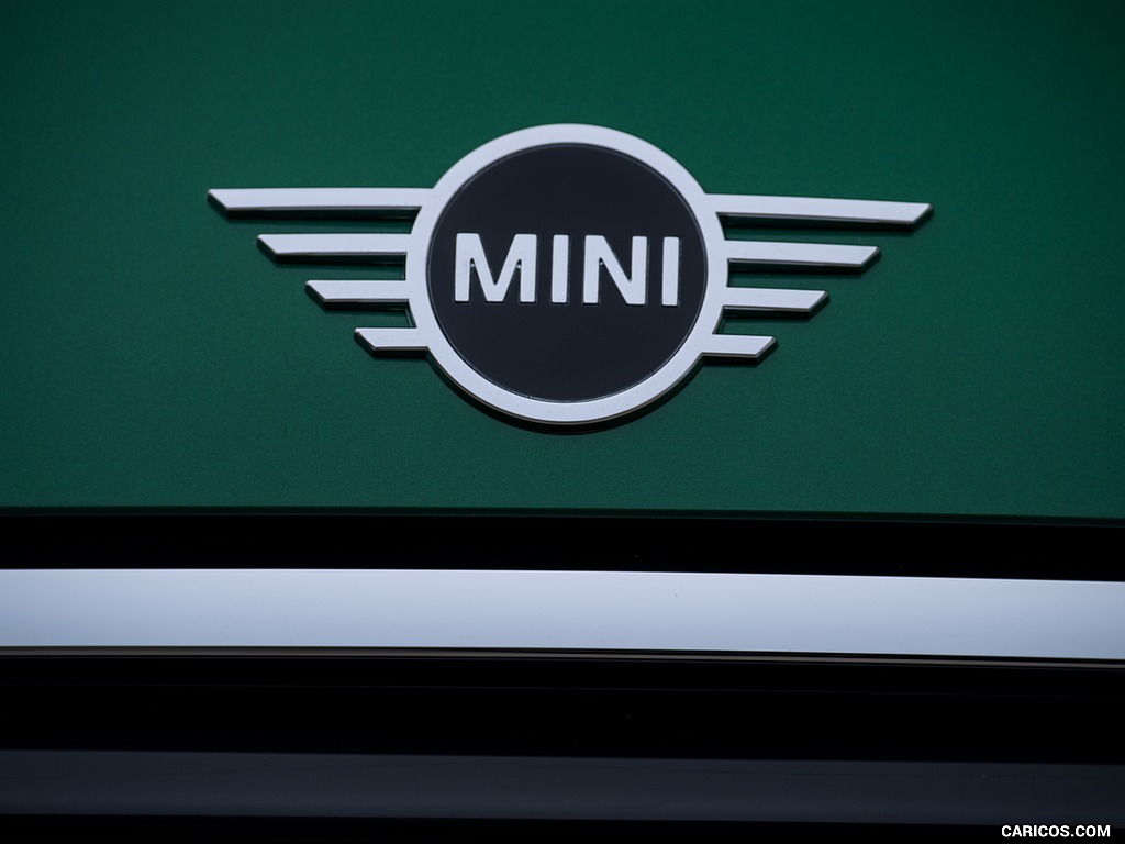 2019 MINI Cooper 3-Door 60 Years Edition - Badge