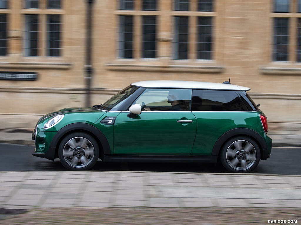 2019 MINI Cooper 3-Door 60 Years Edition - Side