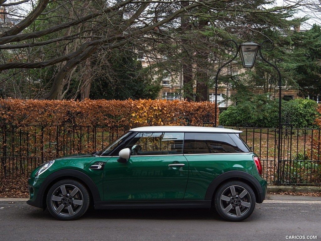 2019 MINI Cooper 3-Door 60 Years Edition - Side