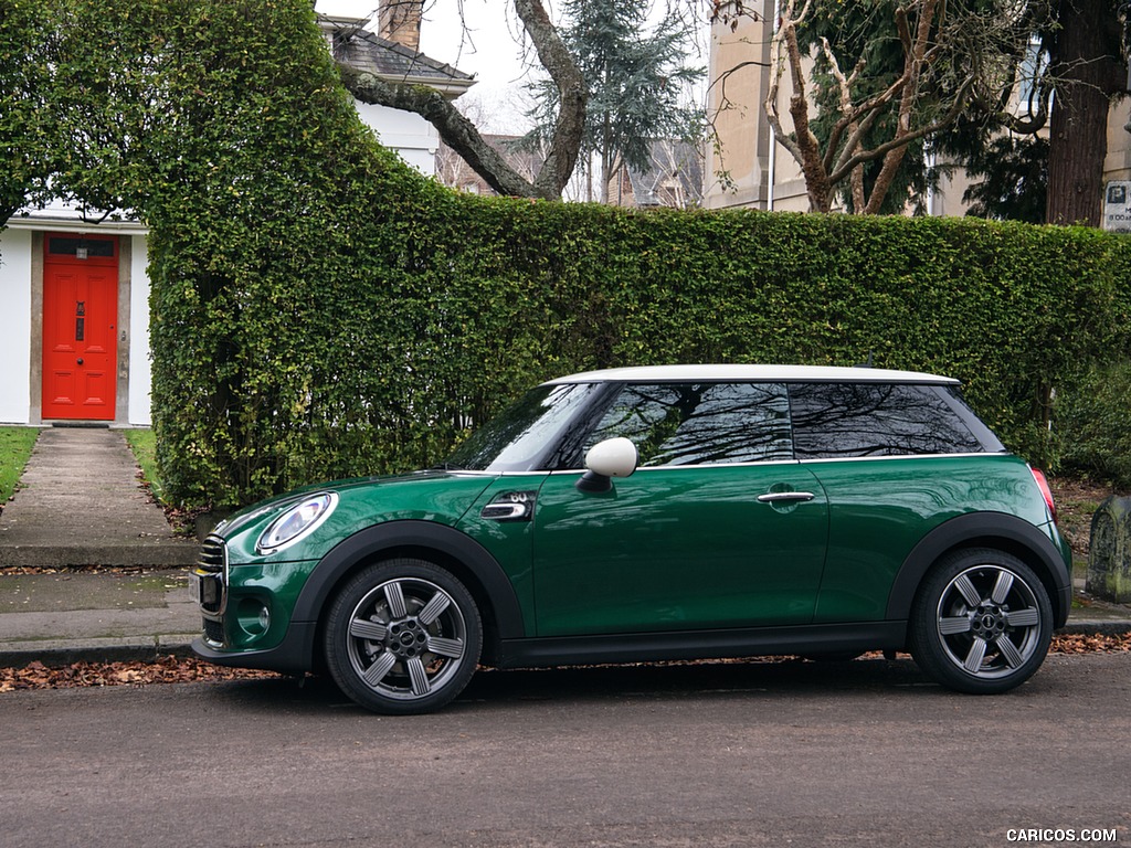 2019 MINI Cooper 3-Door 60 Years Edition - Side