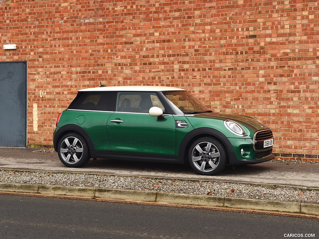 2019 MINI Cooper 3-Door 60 Years Edition - Side