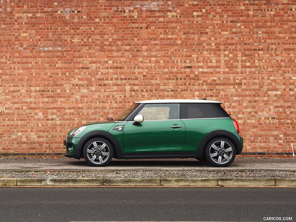 2019 MINI Cooper 3-Door 60 Years Edition - Side