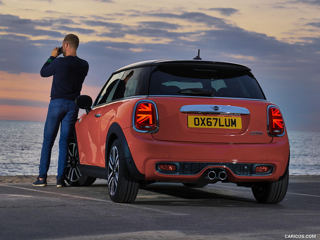 2019 MINI Hardtop 2 Door - Rear