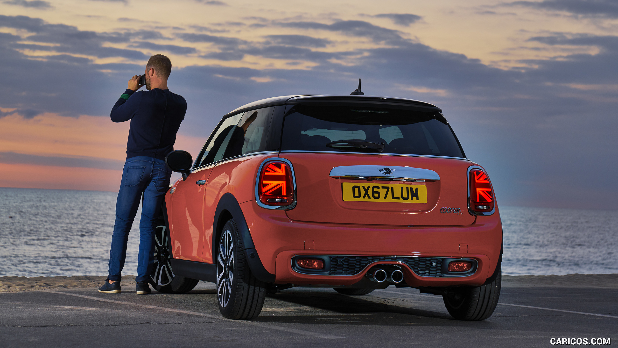 2019 MINI Hardtop 2 Door - Rear, #57 of 160