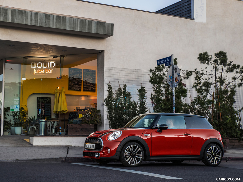 2019 MINI Hardtop 2 Door - Side