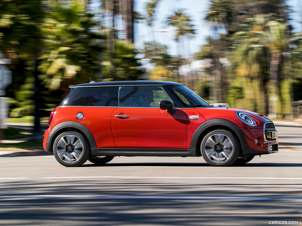 2019 MINI Hardtop 2 Door - Side