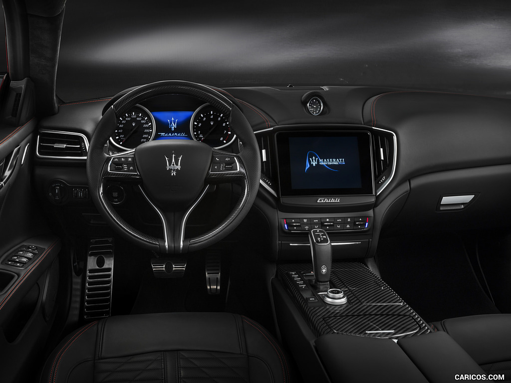 2019 Maserati Ghibli SQ4 GranSport - Interior, Cockpit