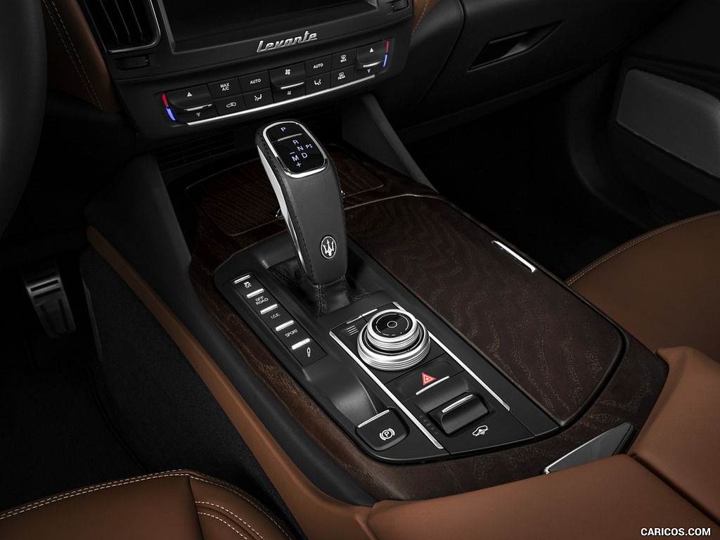 2019 Maserati Levante SQ4 GranLusso - Interior, Detail