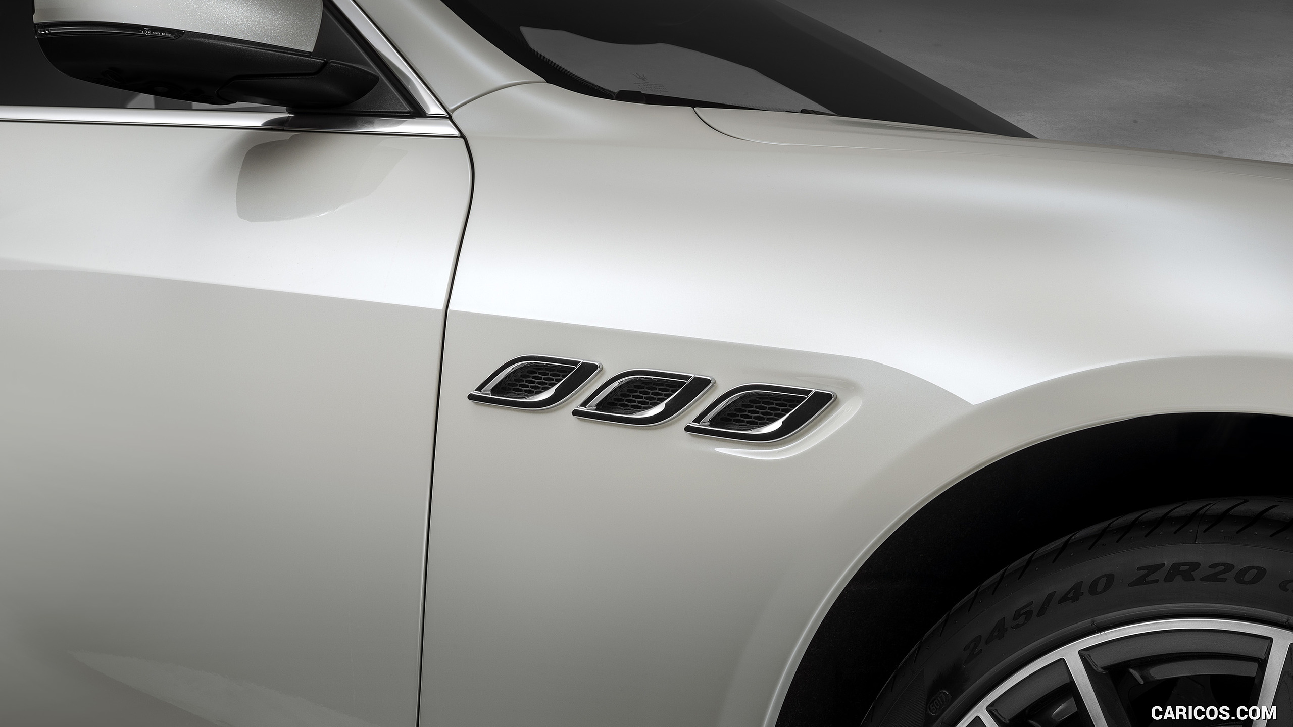 2019 Maserati Quattroporte GTS GranSport - Detail, #16 of 64