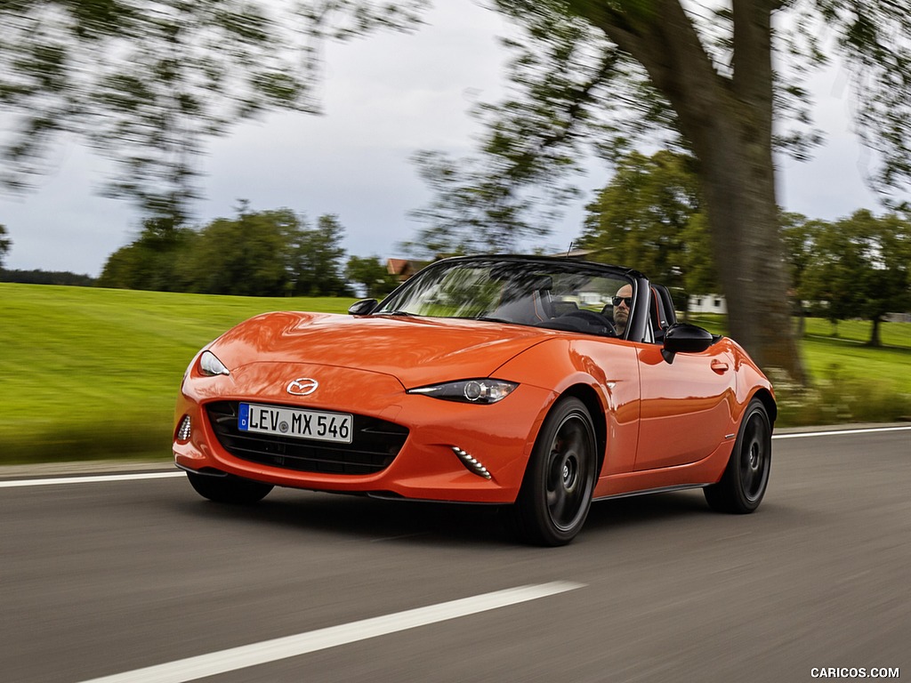 2019 Mazda MX-5 Miata 30th Anniversary Edition - Front Three-Quarter