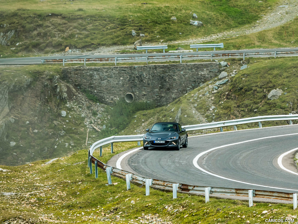 2019 Mazda MX-5 Roadster (Color: Machine Grey) - Front