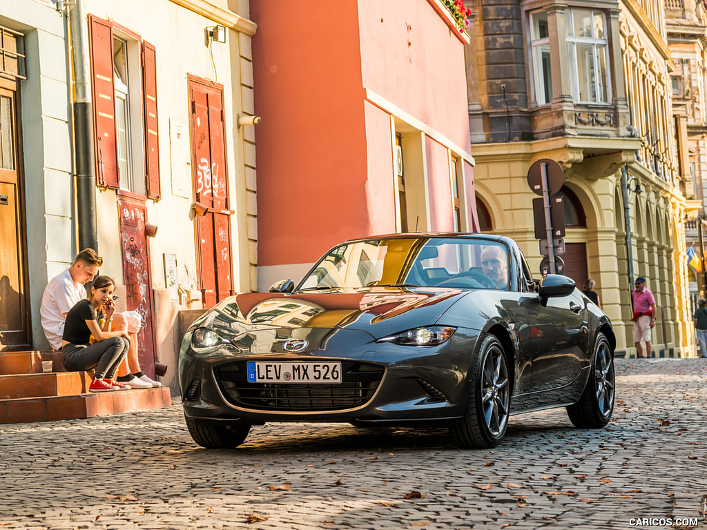 2019 Mazda MX-5 Roadster (Color: Machine Grey) - Front Three-Quarter